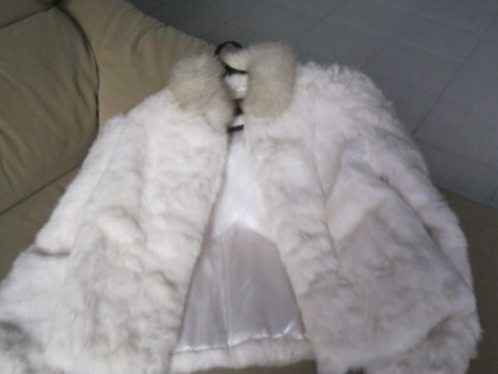 Casaco Sra. Pele de Coelho e Gola Marta - Tamanho 40 - Preço 75€